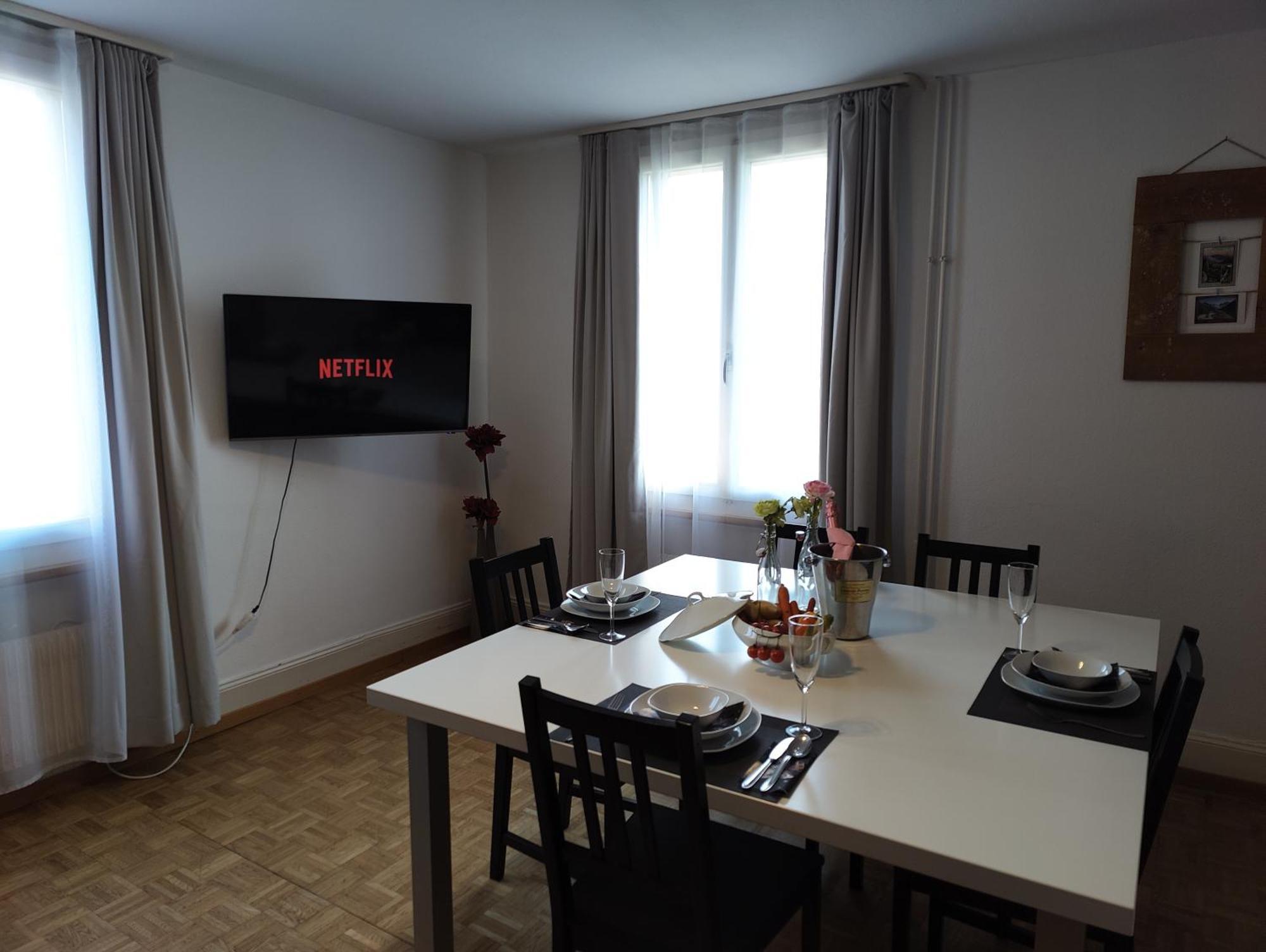 Uptown Apartments Interlaken Free Parking חדר תמונה